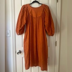 *SLOW FASHION ALERT* Aliya Wanek midi dress. Perfect for fall! Sz S